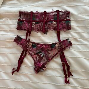 Victorias secret garter and panty set sz XS/S